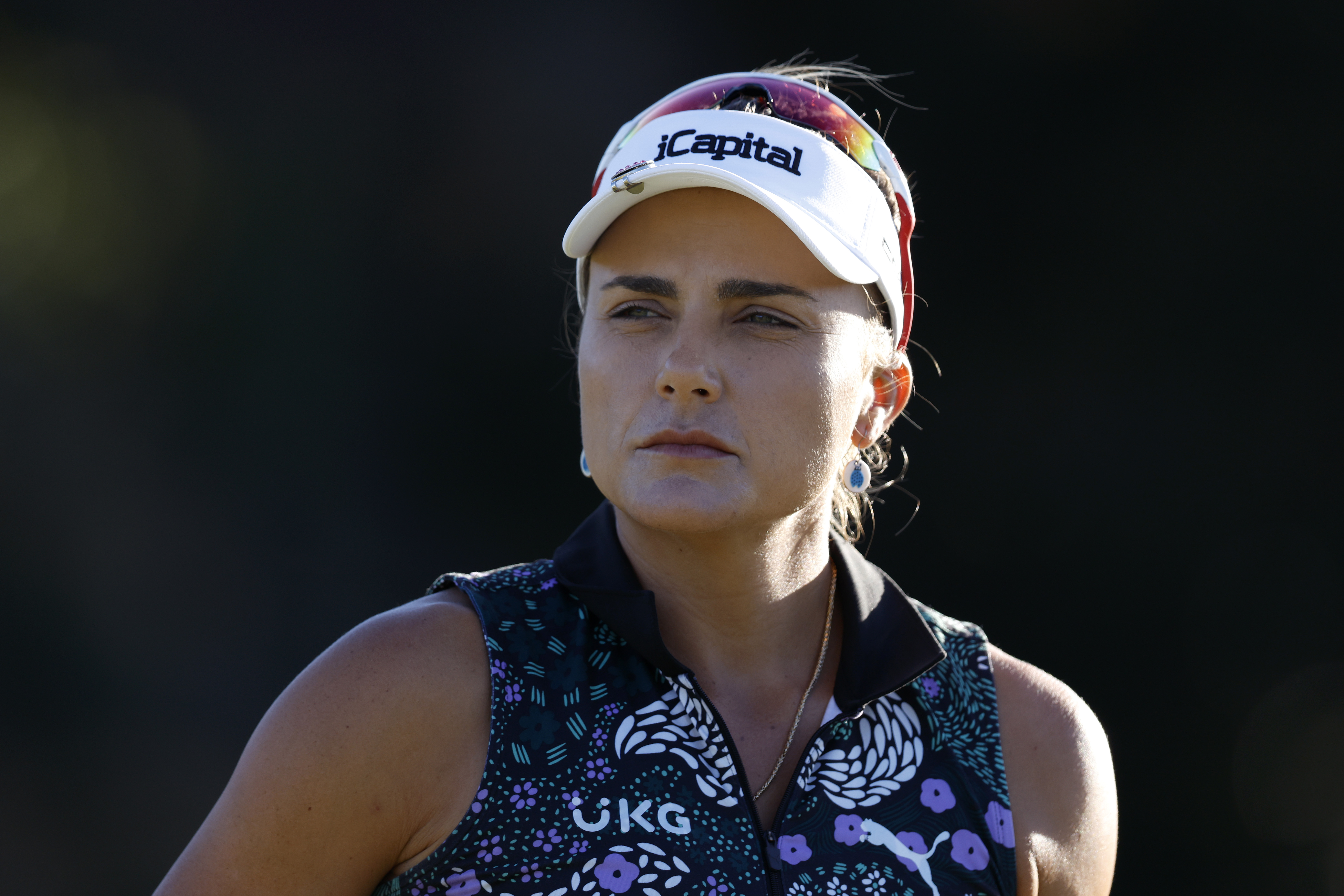 员的配合默 员的配合默